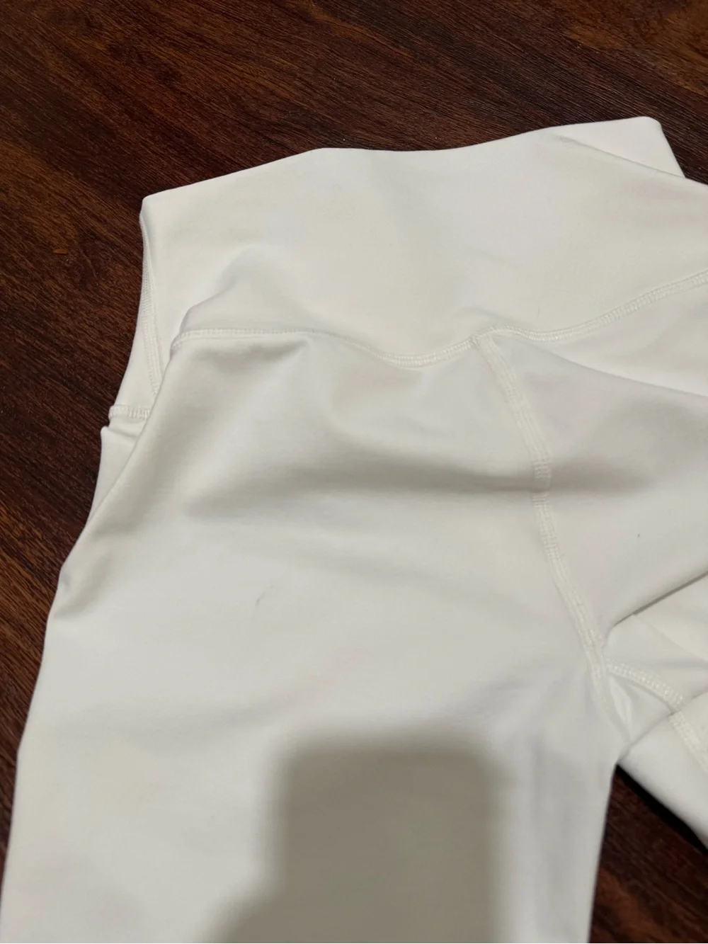 Alo Yoga size small High-Waist white Leggings